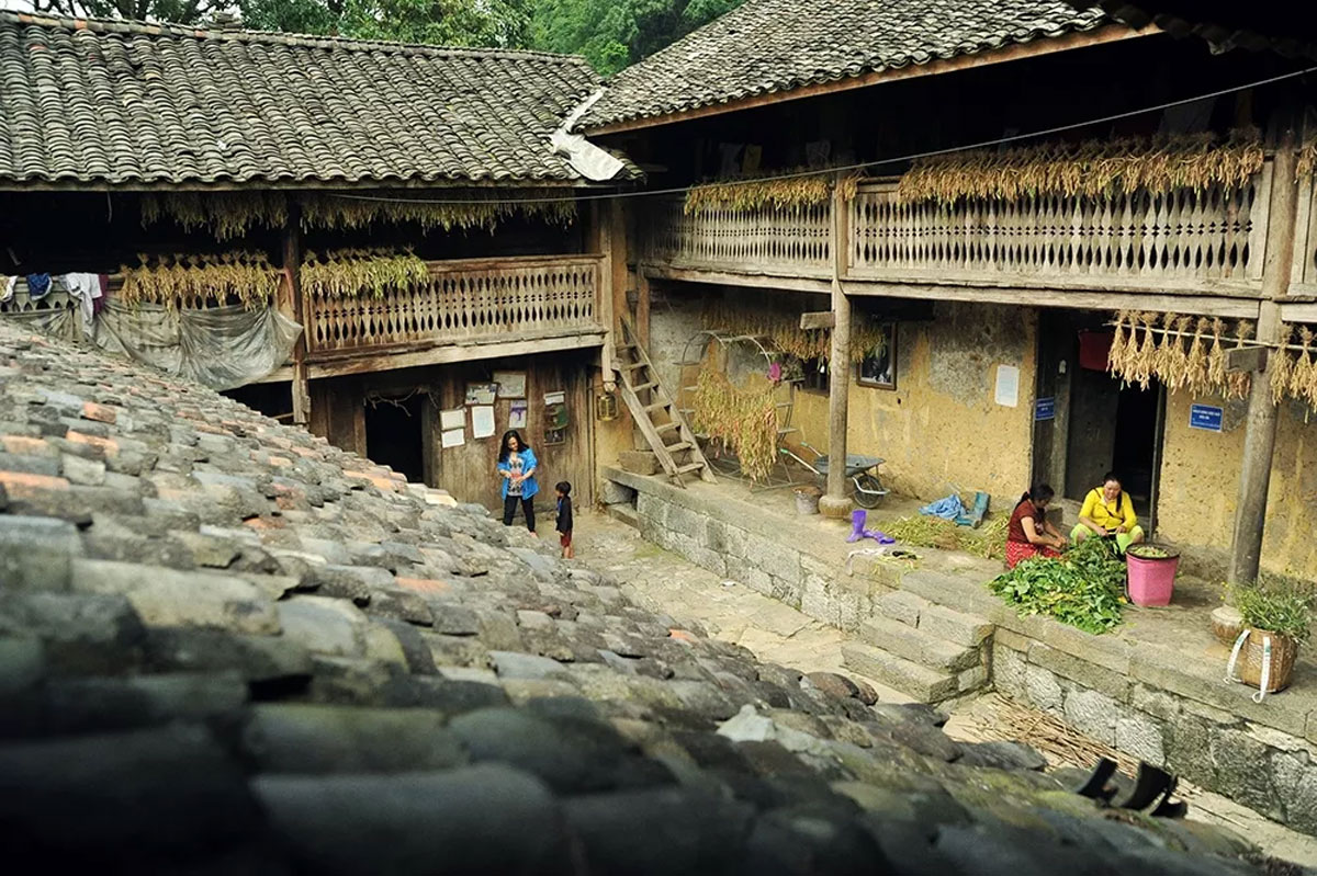 {keywords} {keywords}