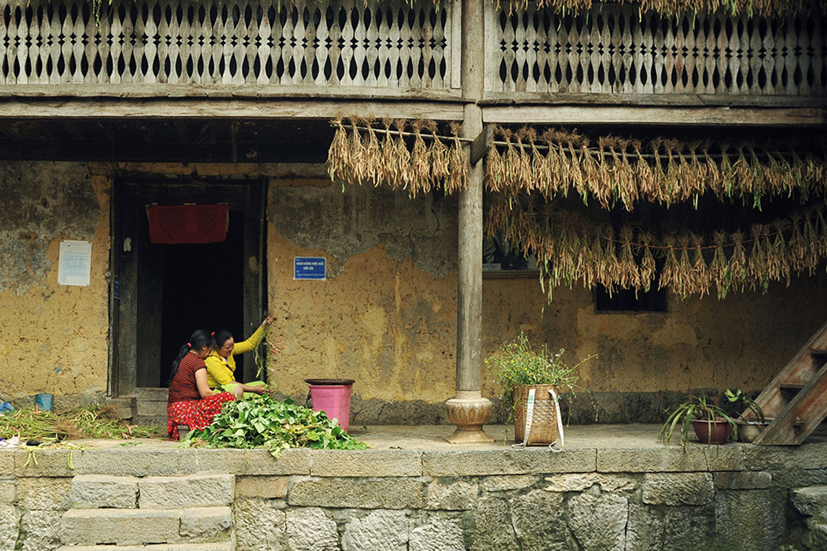 {keywords} {keywords}