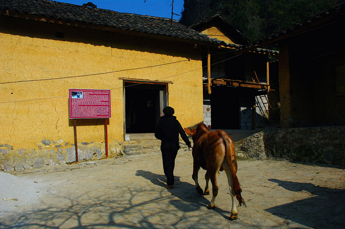 {keywords} {keywords}