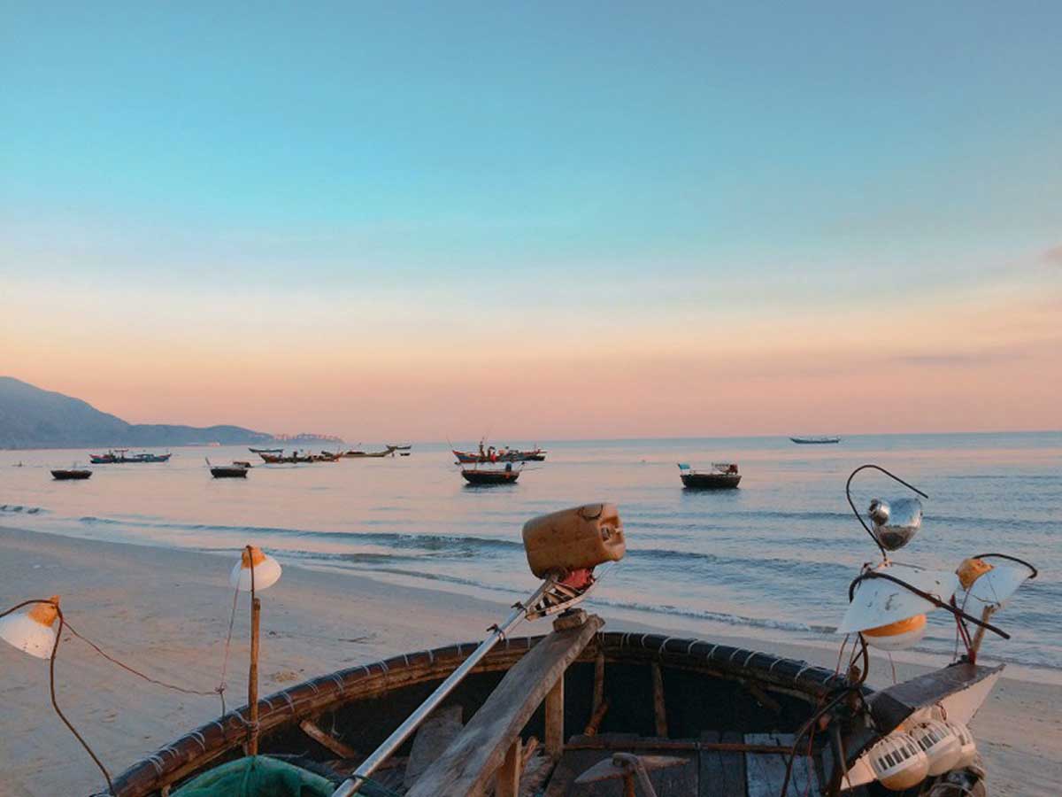 {keywords} {keywords}