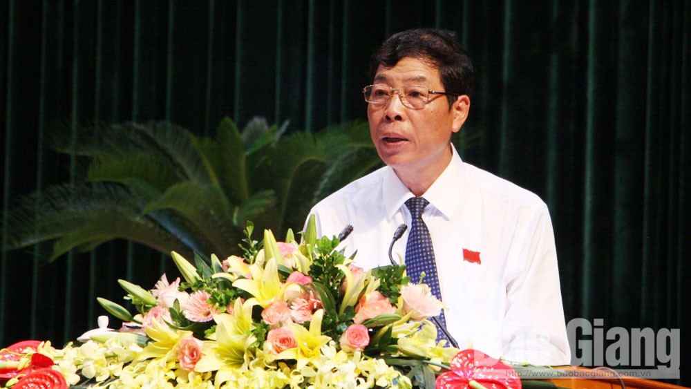 Bí thư Tỉnh ủy, Chủ tịch HĐND tỉnh Bùi Văn Hải: Phát huy trí tuệ, tập trung thảo luận các giải pháp phát triển KT-XH