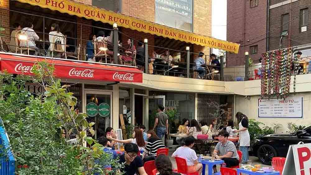 Humble Vietnamese diner becomes popular in Seoul