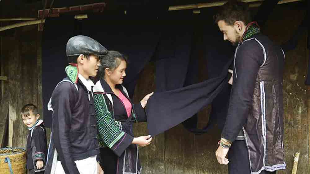 {keywords} {keywords}