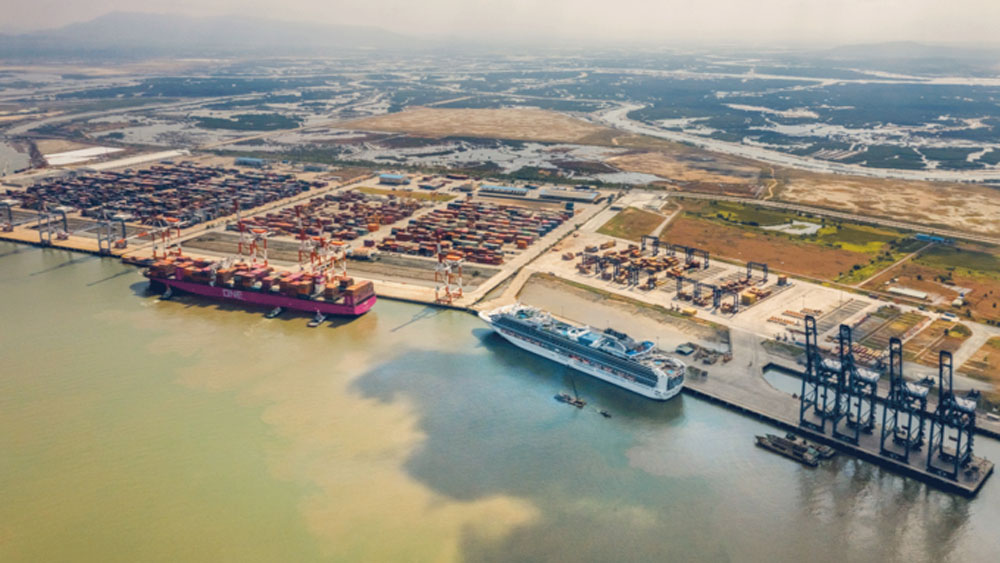 European investors eye $984 mln logistics center in Vietnam