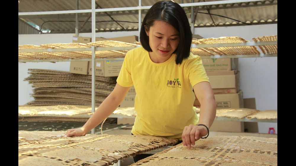 Khởi nghiệp với bánh đa quê