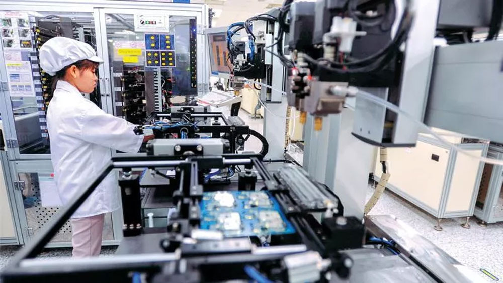 Vietnam attracts US$23.48 billion in FDI in ten months