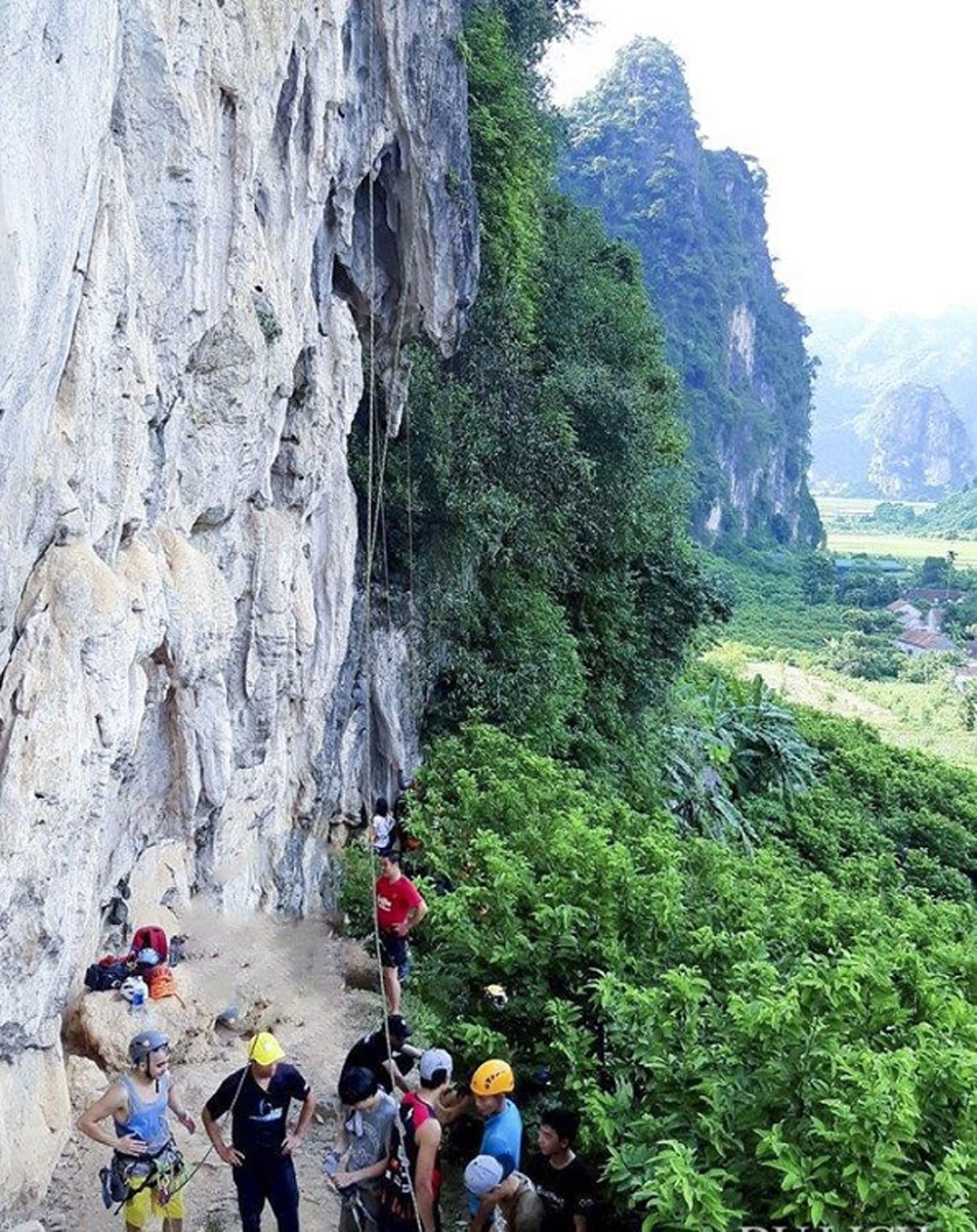 {keywords} {keywords}