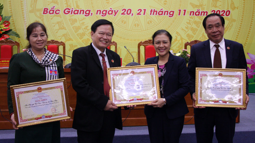 {keywords} {keywords}