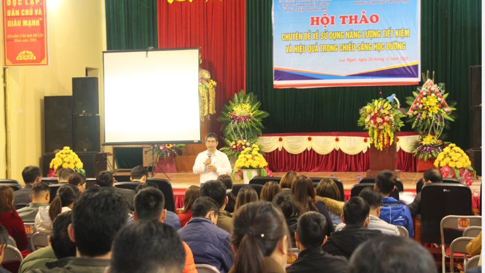 Hội thảo sử dụng năng lượng tiết kiệm và hiệu quả trong chiếu sáng học đường