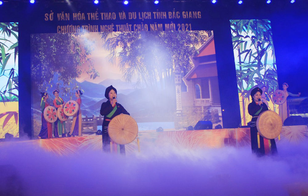 {keywords} {keywords}