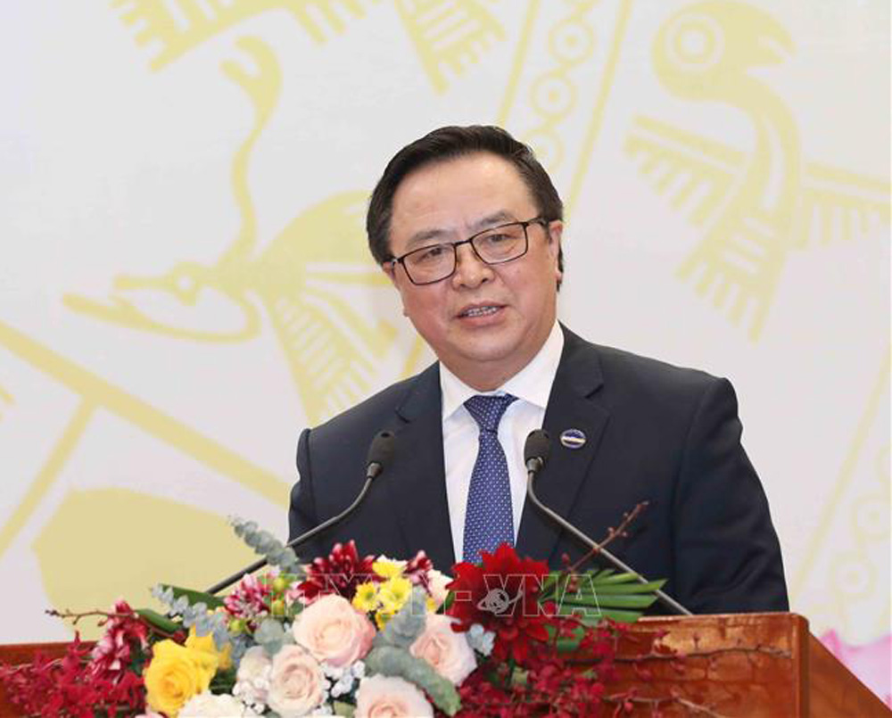 {keywords} {keywords}