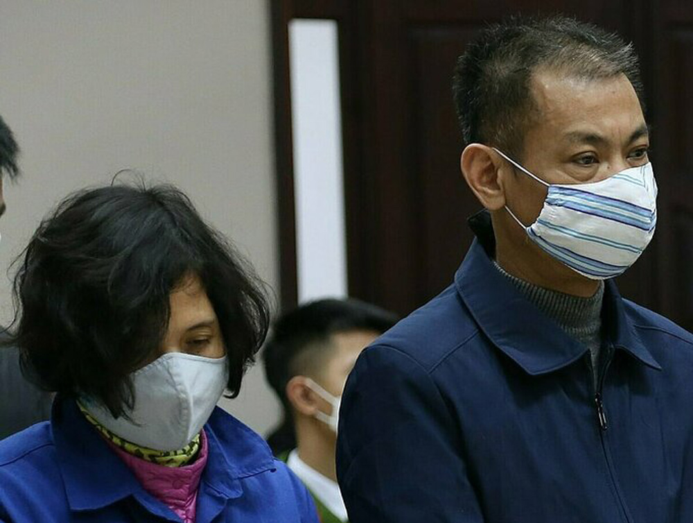 {keywords} {keywords}