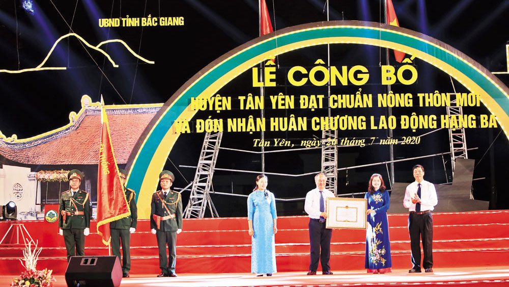 Tân Yên xây dựng huyện đạt chuẩn nông thôn mới nâng cao