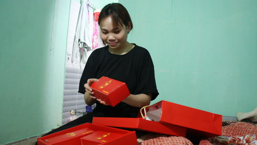 {keywords} {keywords}