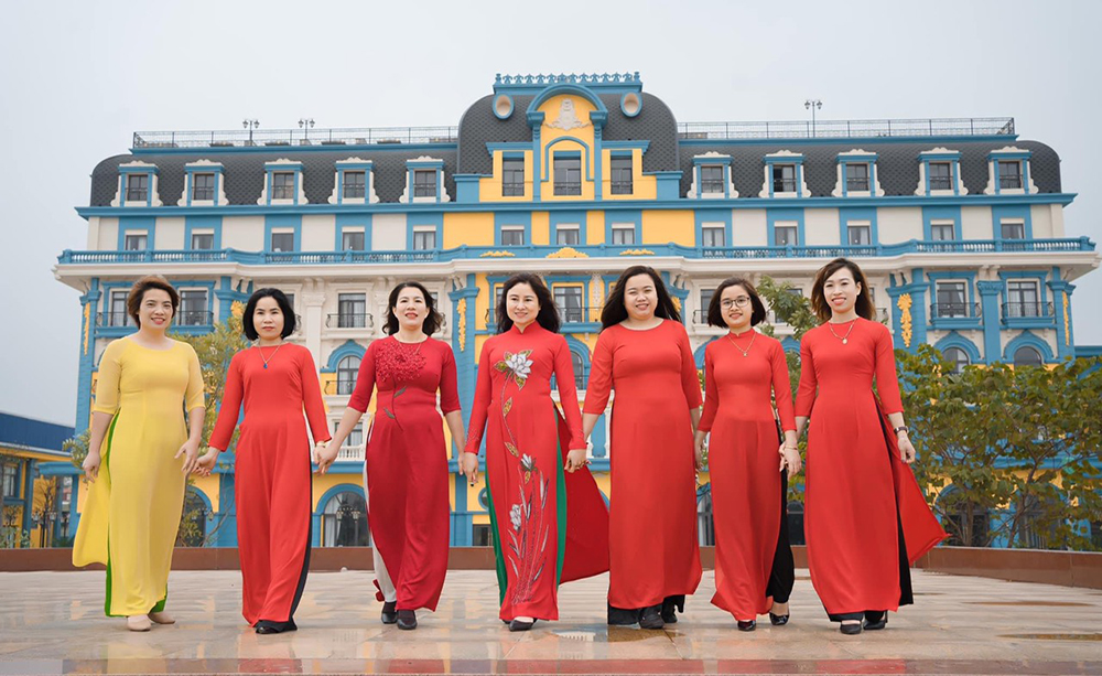 {keywords} {keywords}