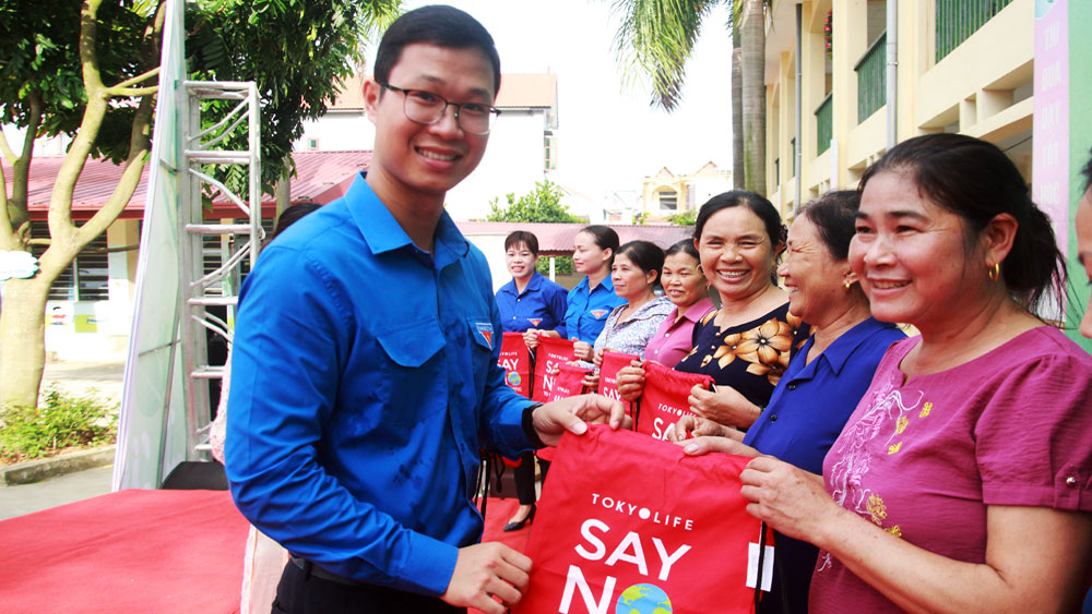 Giáo dục thế hệ trẻ theo tư tưởng Hồ Chí Minh