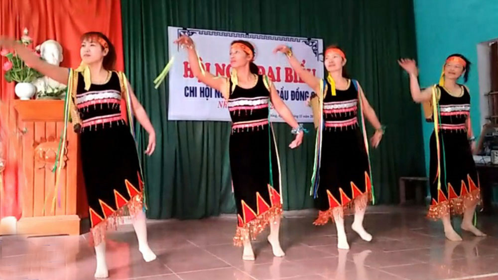 Nông dân vui ca hát
