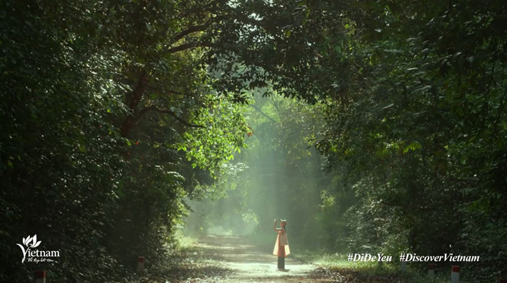 {keywords} {keywords}