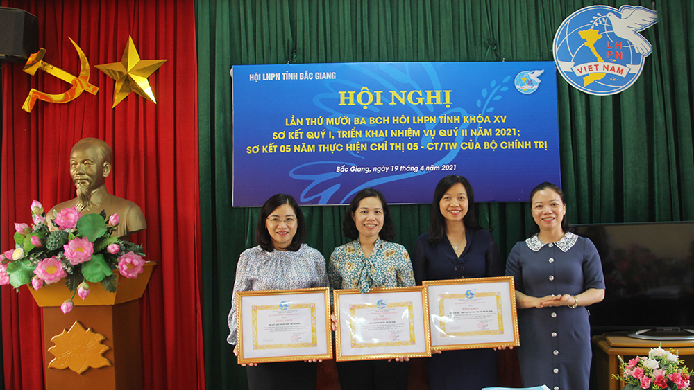 {keywords} {keywords}