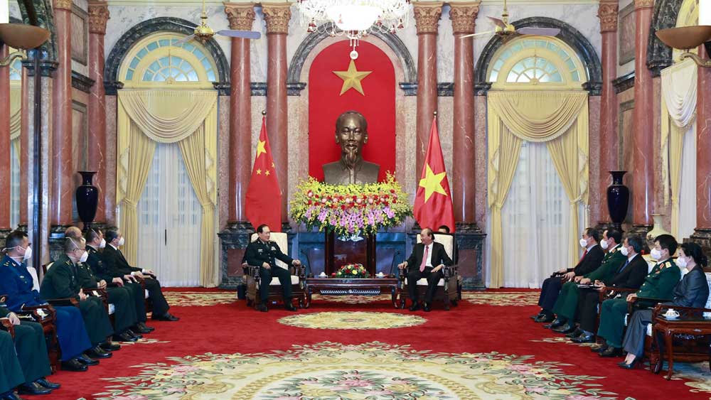 {keywords} {keywords}