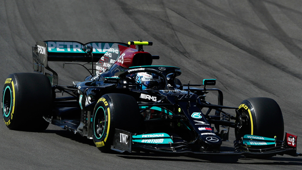 Hamilton thắng ngược tại Catalunya