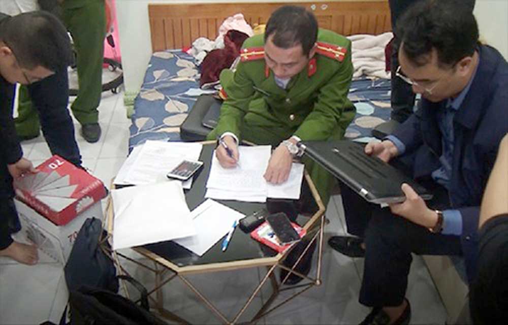 {keywords} {keywords}