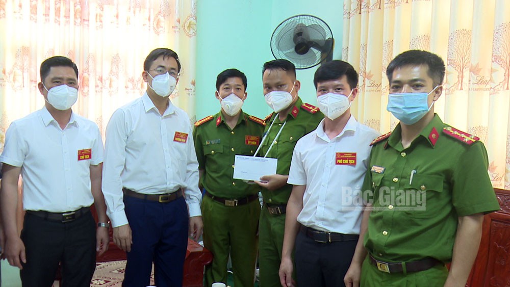 {keywords} {keywords}