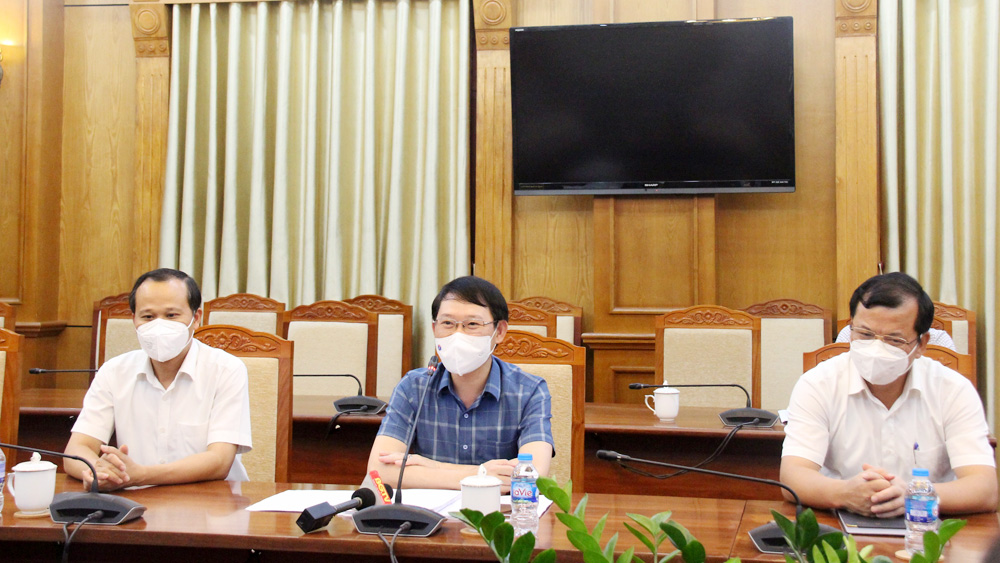 {keywords} {keywords}