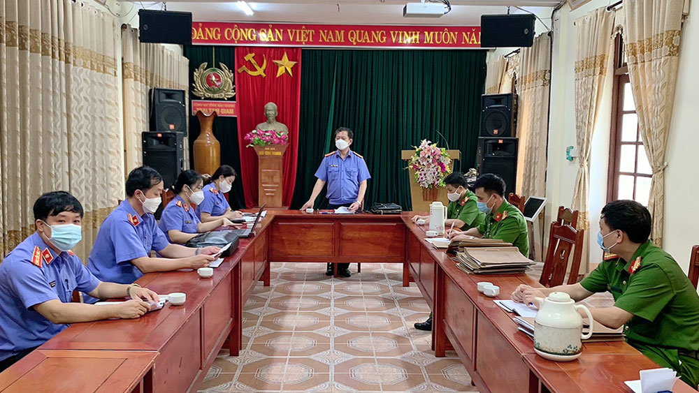 {keywords} {keywords}