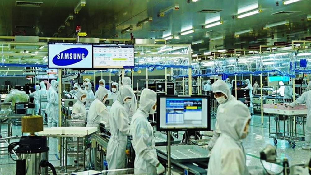 ROK firms pour US$2.43 billion into Vietnam in eight months