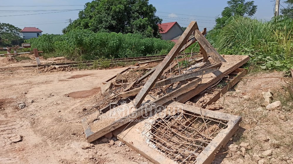 {keywords} {keywords}