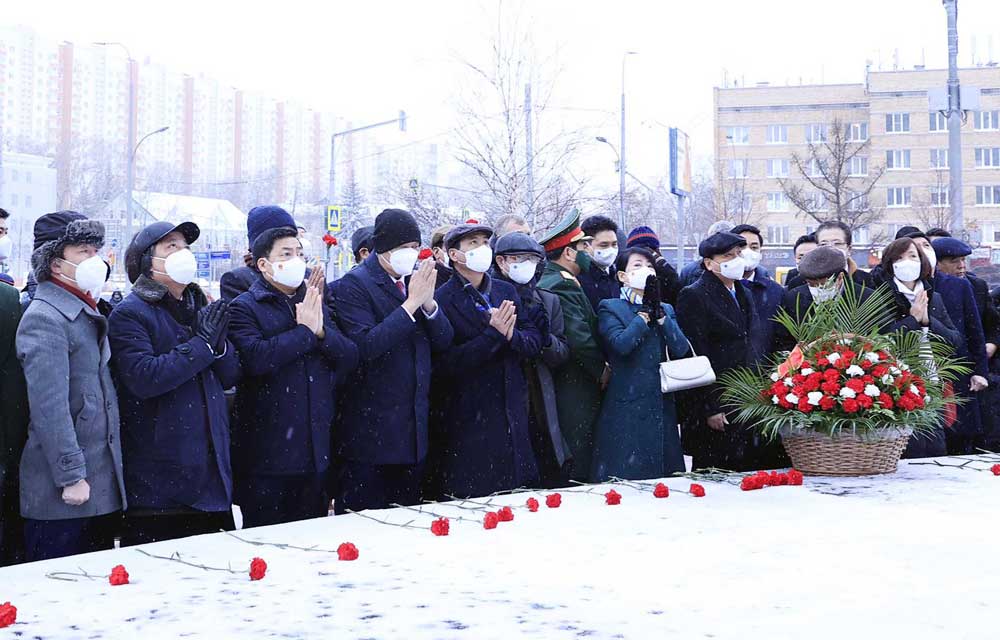 {keywords} {keywords}