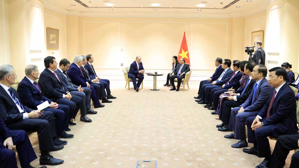 {keywords} {keywords}