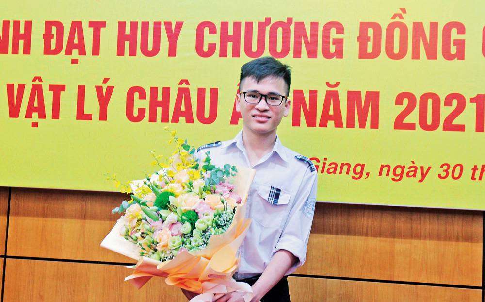 {keywords} {keywords}