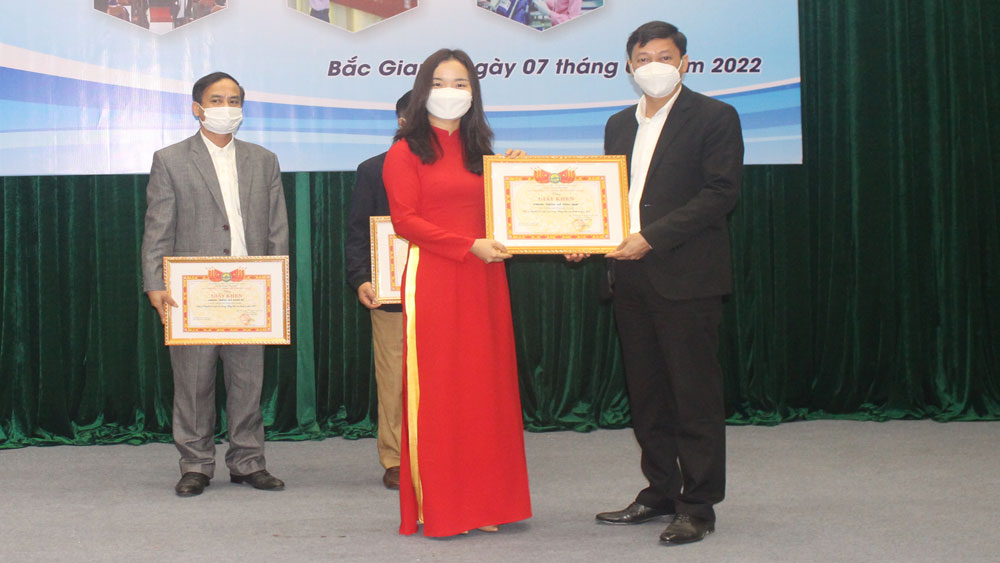 {keywords} {keywords}