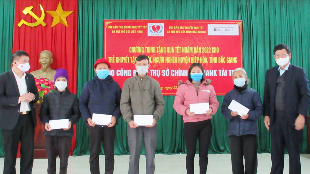 {keywords} {keywords}