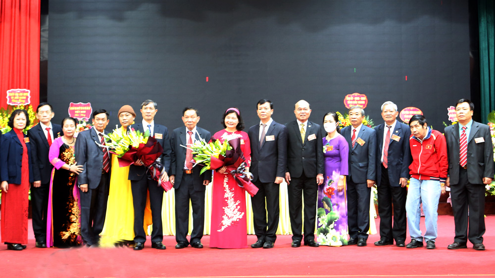 {keywords} {keywords}