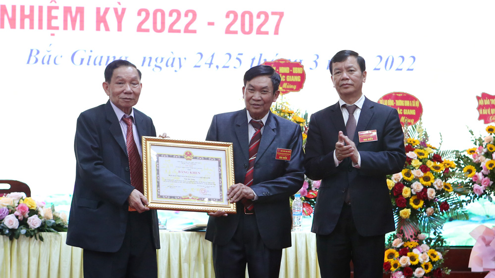 {keywords} {keywords}