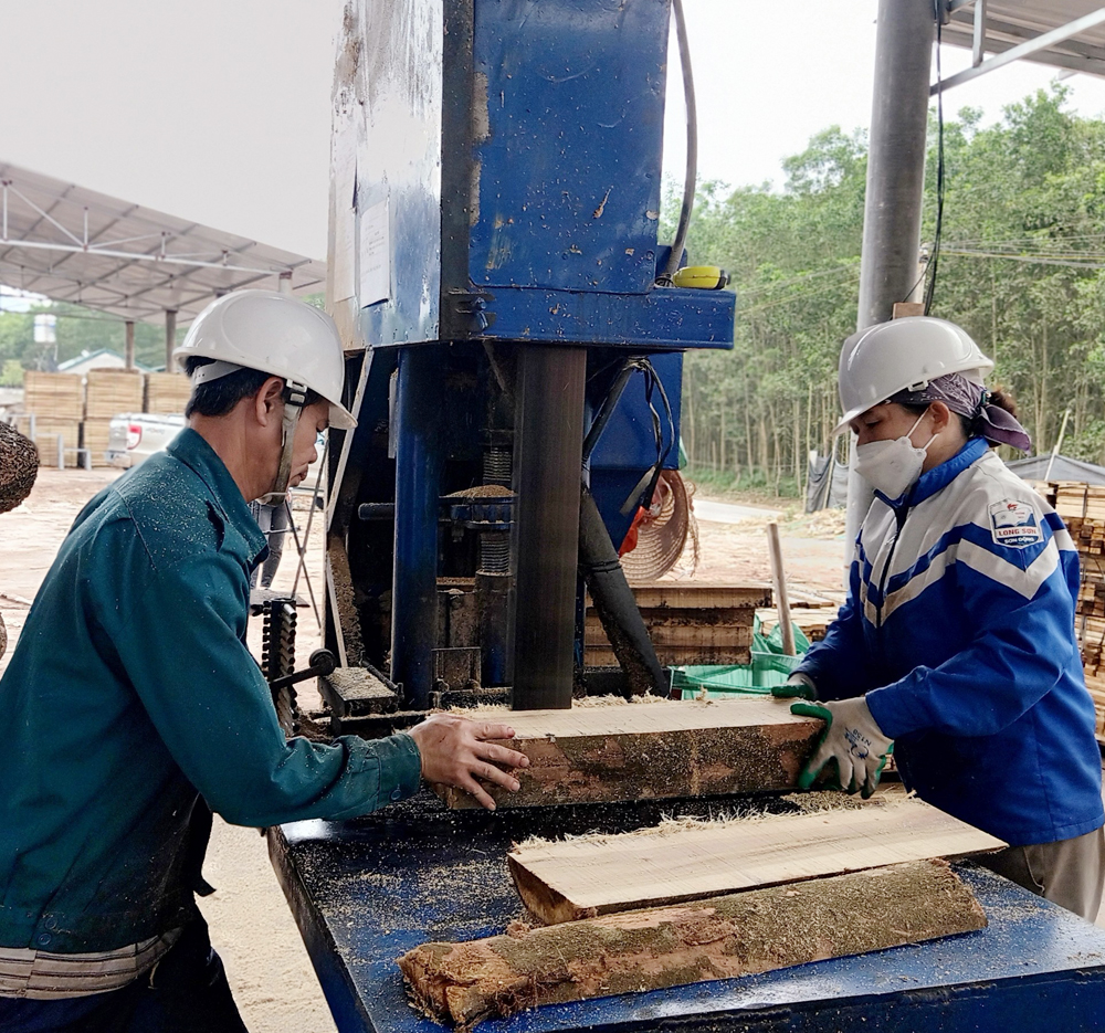 {keywords} {keywords}