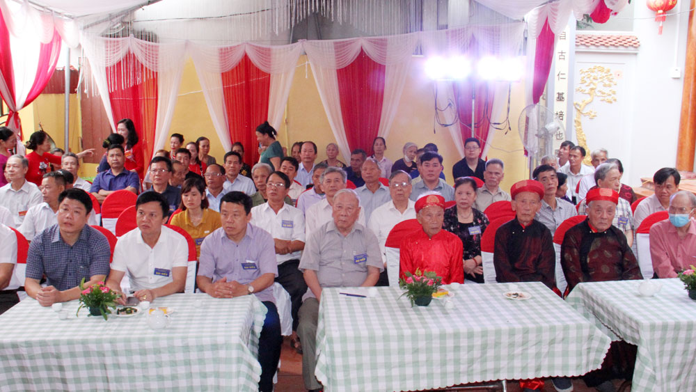 {keywords} {keywords}