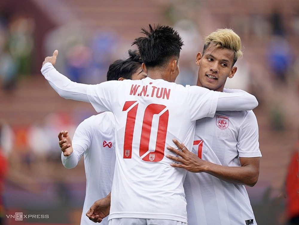 {keywords} {keywords}