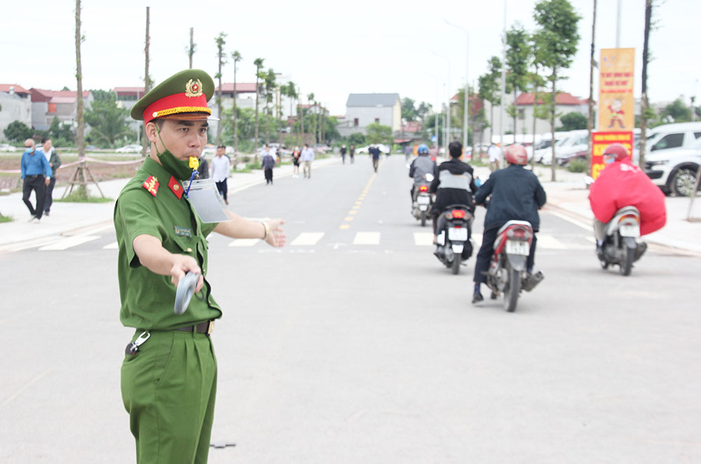 {keywords} {keywords}