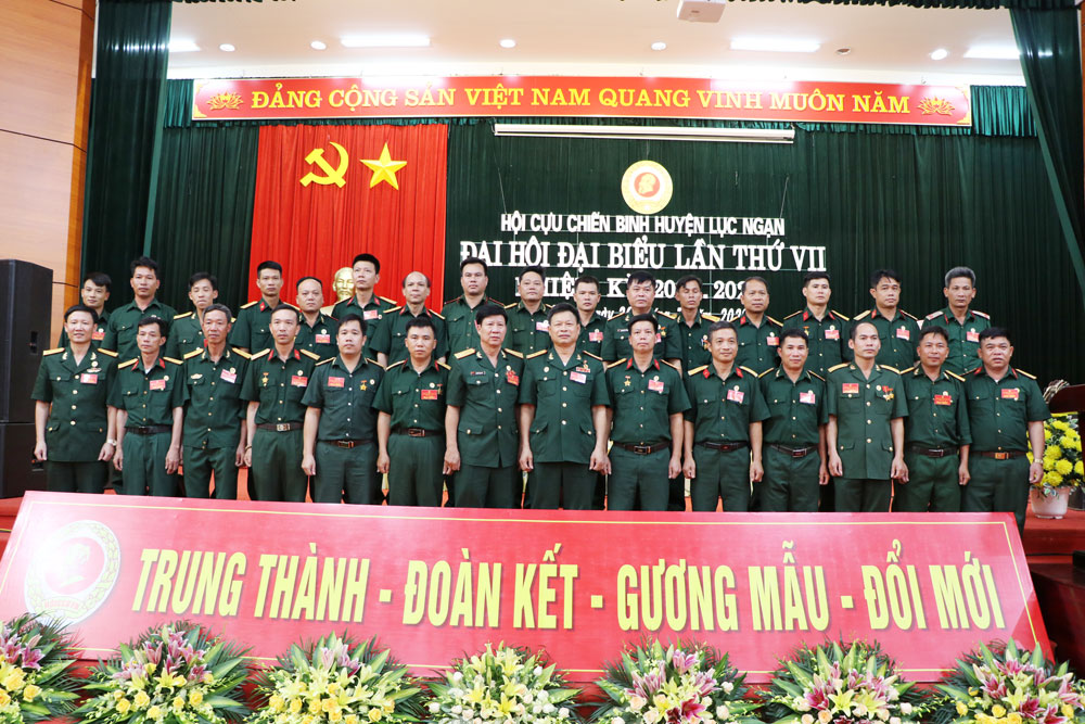 {keywords} {keywords}