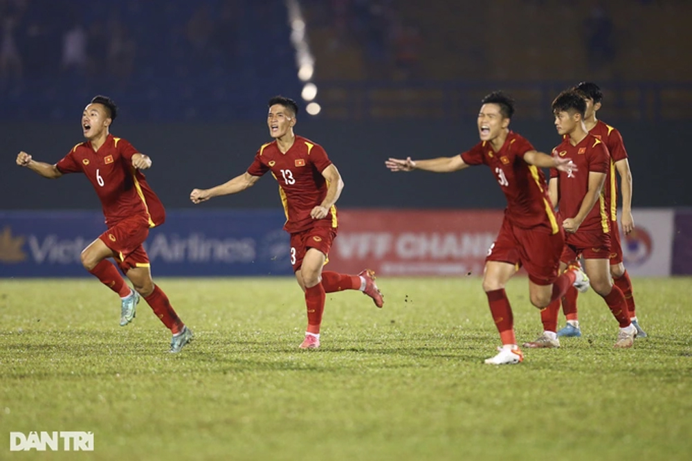 {keywords} {keywords}