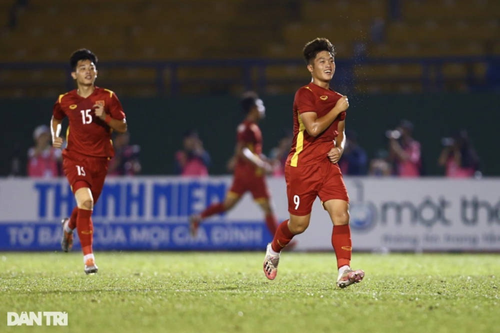 {keywords} {keywords}