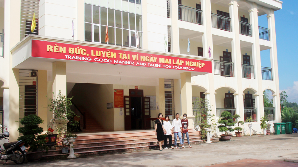 Ngày mới ở làng Bừng