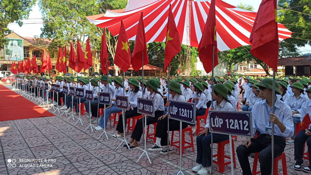 {keywords} {keywords}