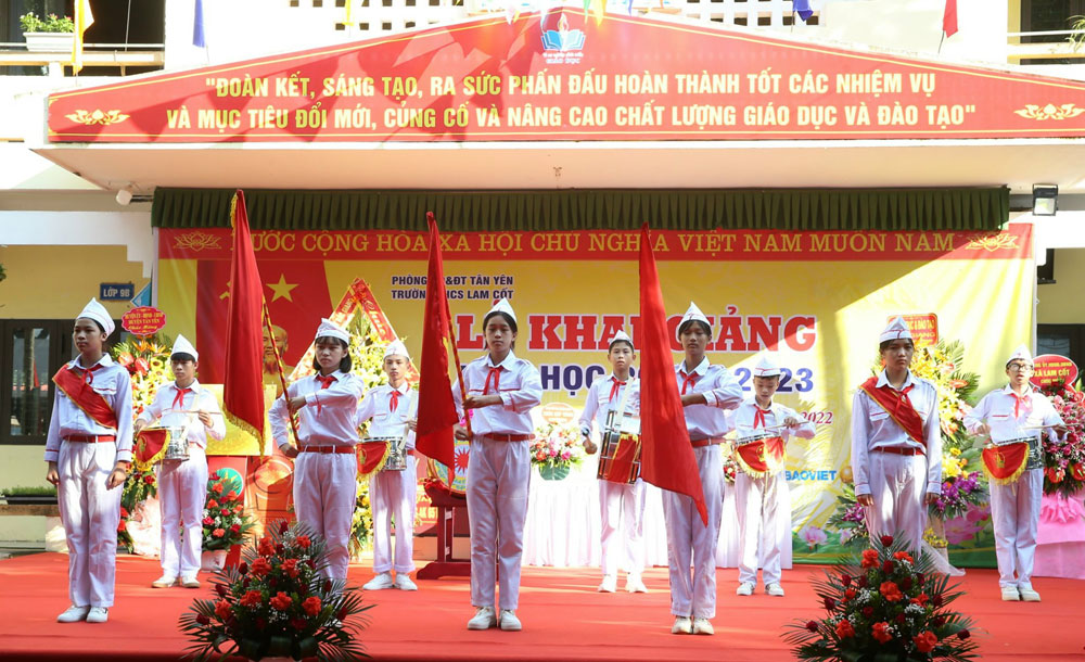 {keywords} {keywords}