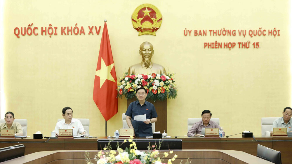 Cho ý kiến về chuẩn bị Kỳ họp thứ 4 của Quốc hội
