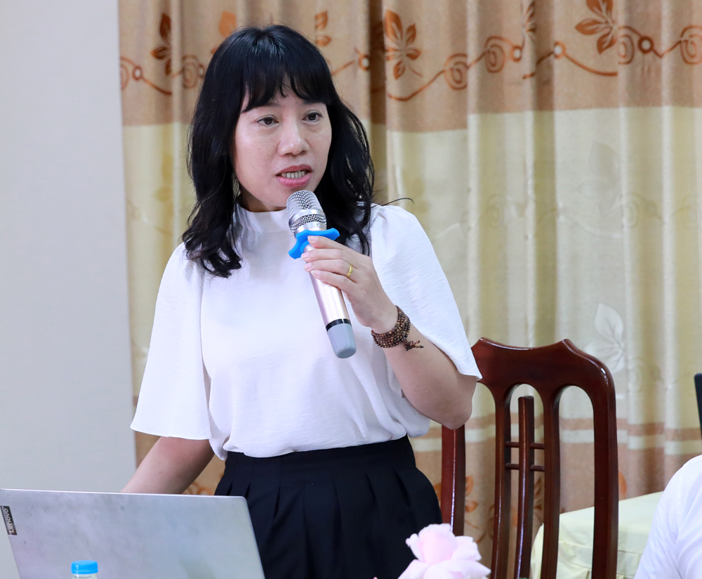 {keywords} {keywords}